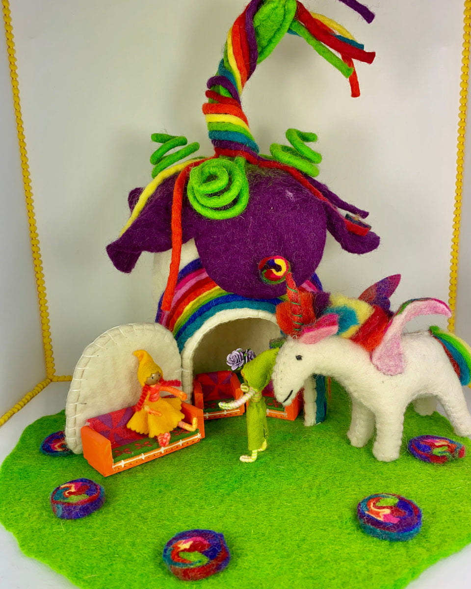 FELT HOMES – The Pixie Patch